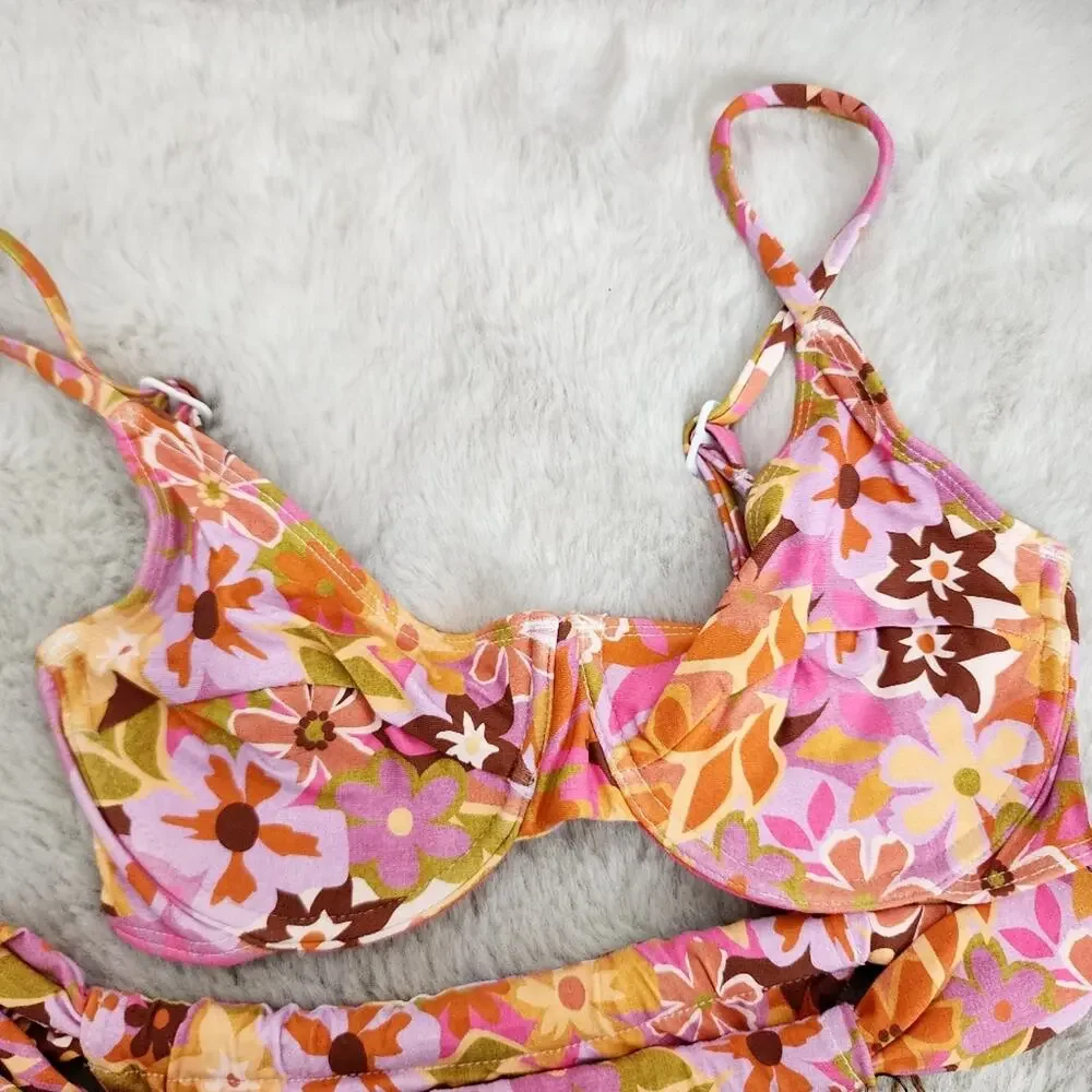 Stone Fox Swim NWT Retro Pop Floral Underwire Bikini Set XS